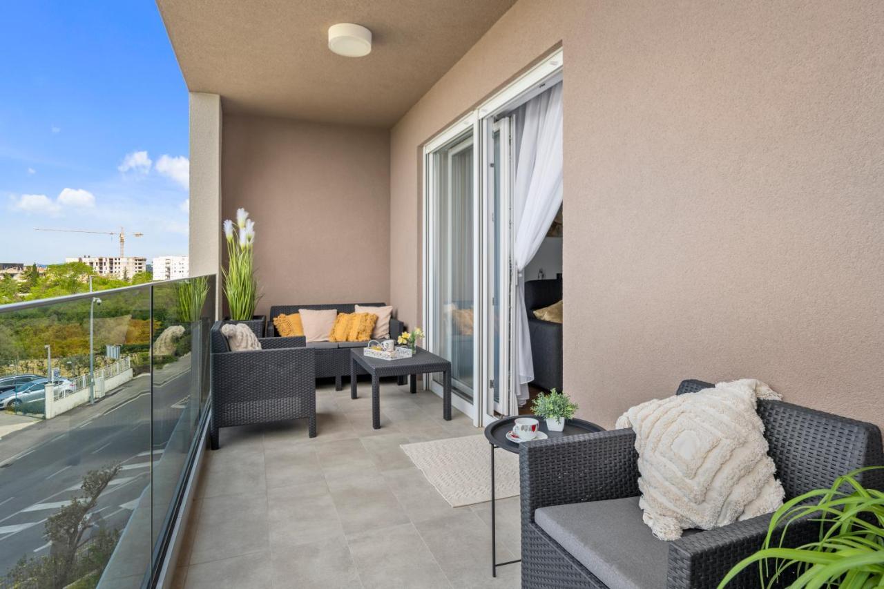 Apartments Karla & Jakov ชิเบนิก ภายนอก รูปภาพ